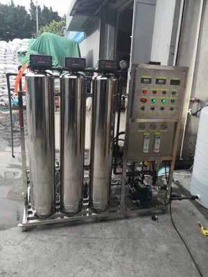 دمج 380V 50HZ معدات معالجة المياه الصناعية نظام التناضح العكسي